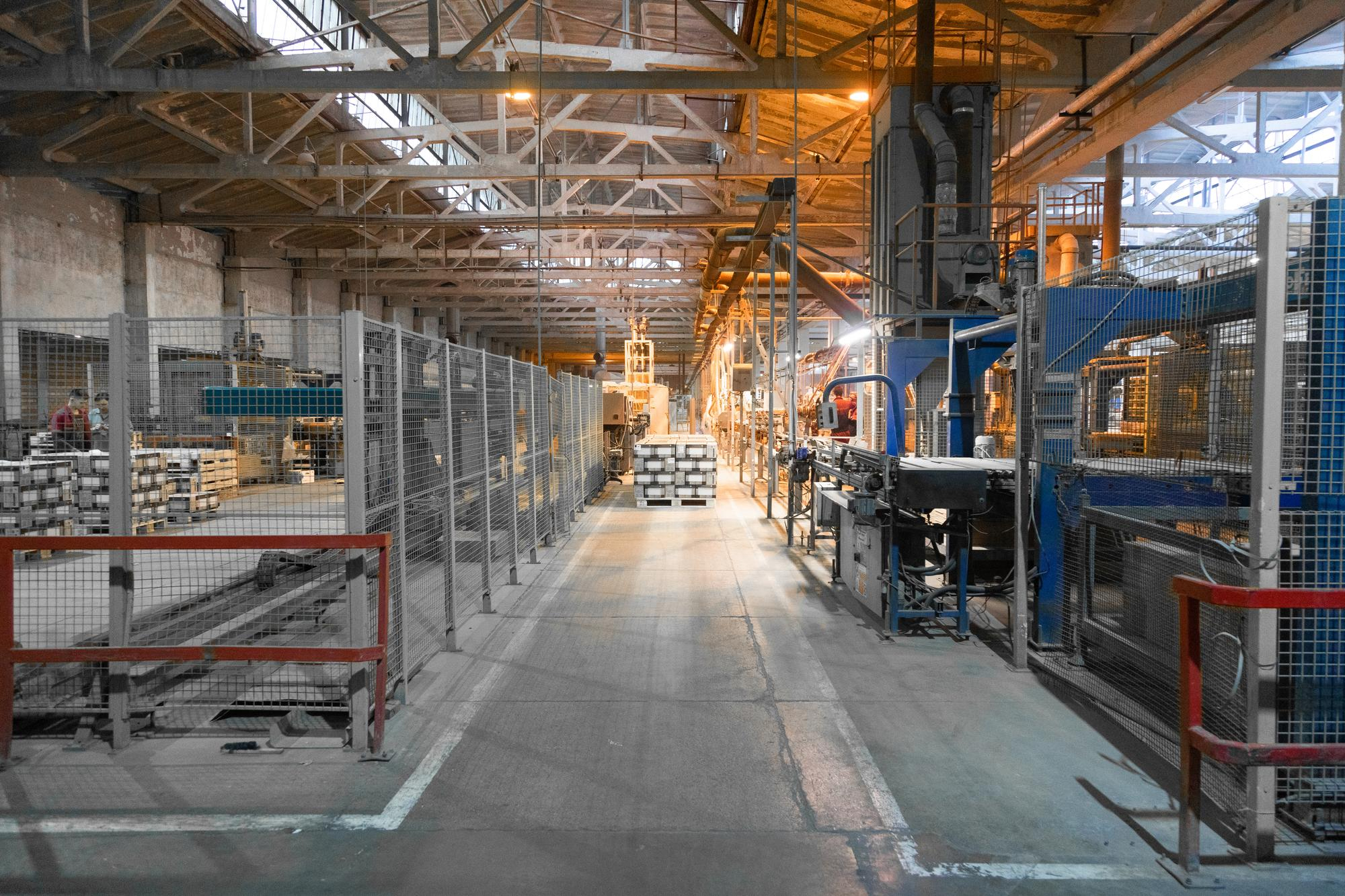ICON CS30E LI-ION elektrikli forklift yan görünüm